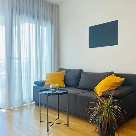 Almond 2 - Free Parking Apartmán *
