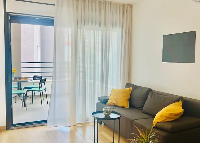 Almond 2 - Free Parking Appartement